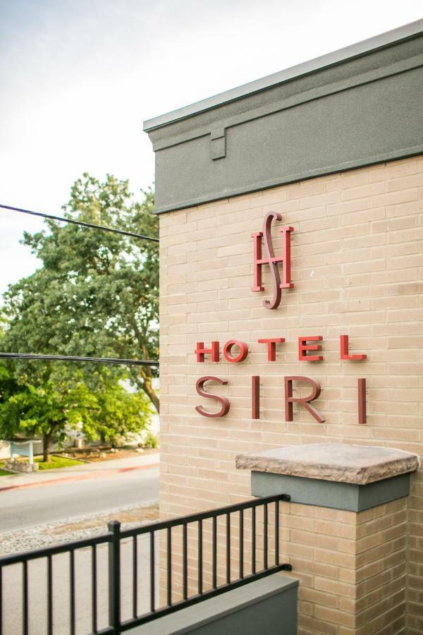 Hotel Siri Downtown - Пасо Роблес Екстериор снимка